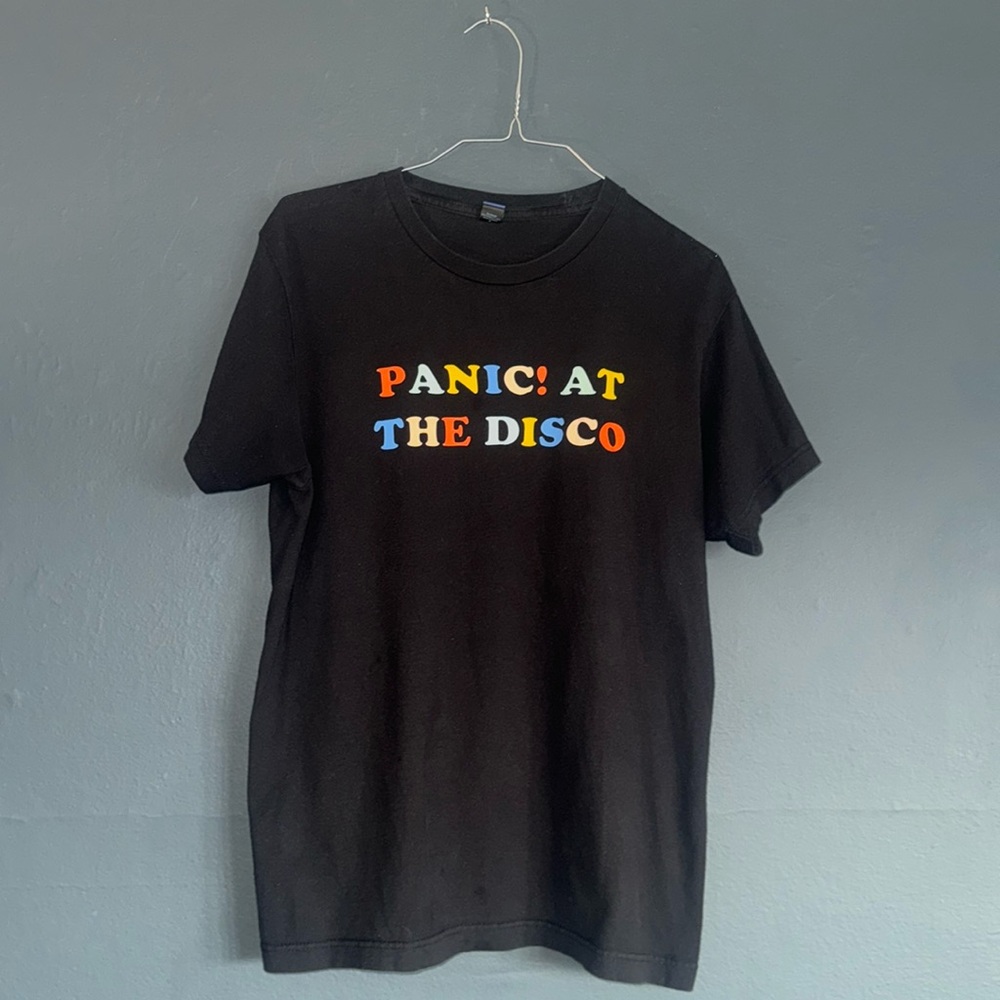 PANIC! AT THE DISCO RAINBOW COLOR TEXT SHIRT SUN EYE MOON MEDIUM TULTEX TOUR